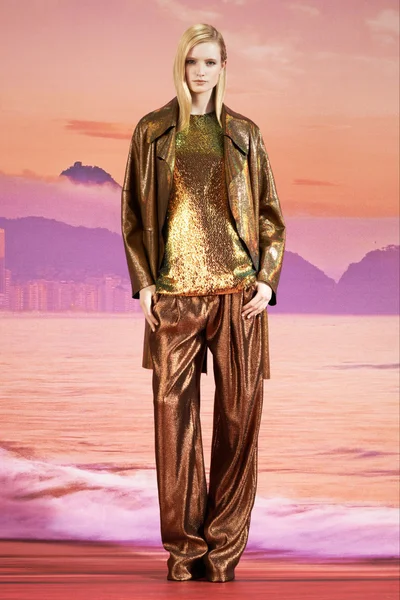 Look 42